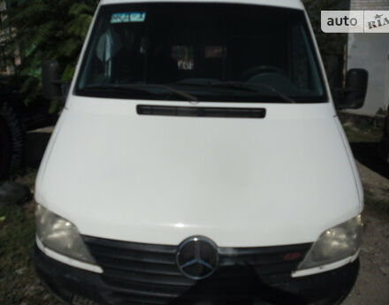 Mercedes-Benz Sprinter 2000 року