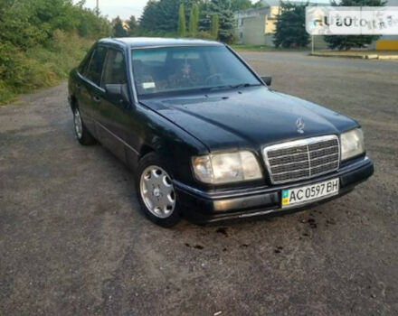 Mercedes-Benz V 250 1994 года - Фото 1 авто