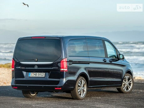 Мерседес В-Класс 1998 года Mercedes-Benz V-Class 1998 года