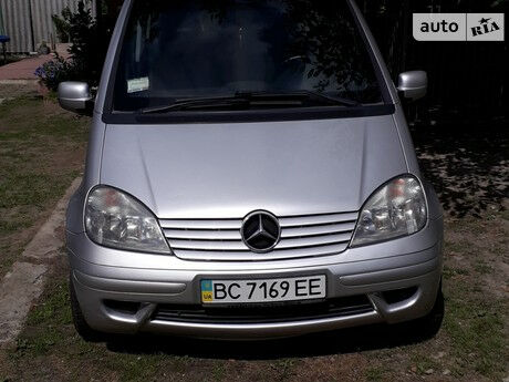 Mercedes-Benz Vaneo 2004 года