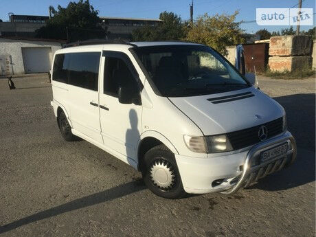 Mercedes-Benz Vito пасс. 2003 року