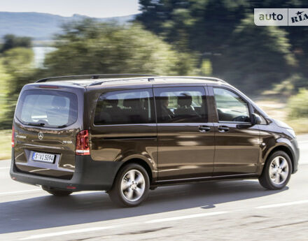 Mercedes-Benz Vito пасс. 2006 року