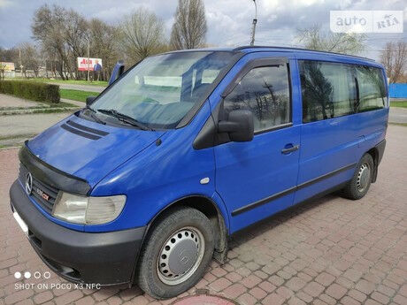 Мерседес Вито 2003 года Mercedes-Benz Vito 2003 года