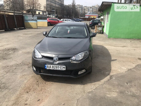 MG 6 2013 року