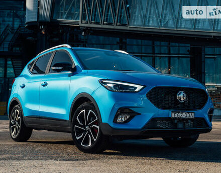 MG ZS 2021 года