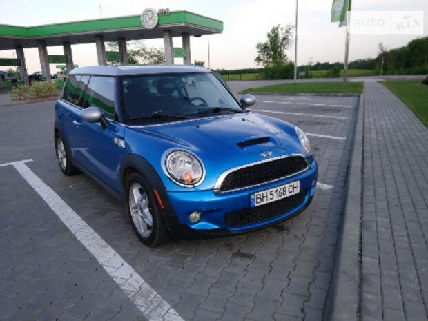 Мини Клабмен 2009 року MINI Clubman 2009 року