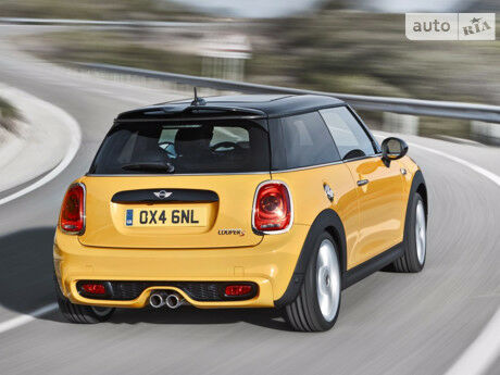 MINI Cooper S 2010 року