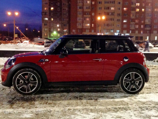 MINI Cooper S 2012 года