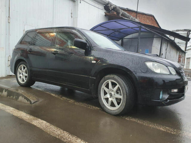 Mitsubishi Airtrek 2005 року