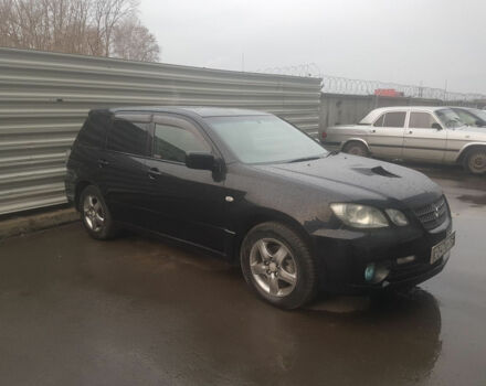 Mitsubishi Airtrek 2005 року