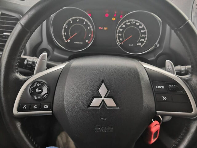 Mitsubishi ASX 2013 року