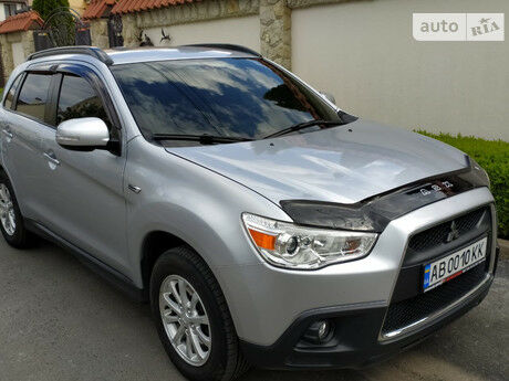 Mitsubishi ASX 2010 року