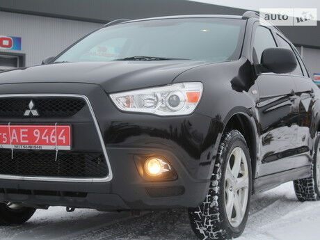 Mitsubishi ASX 2011 року