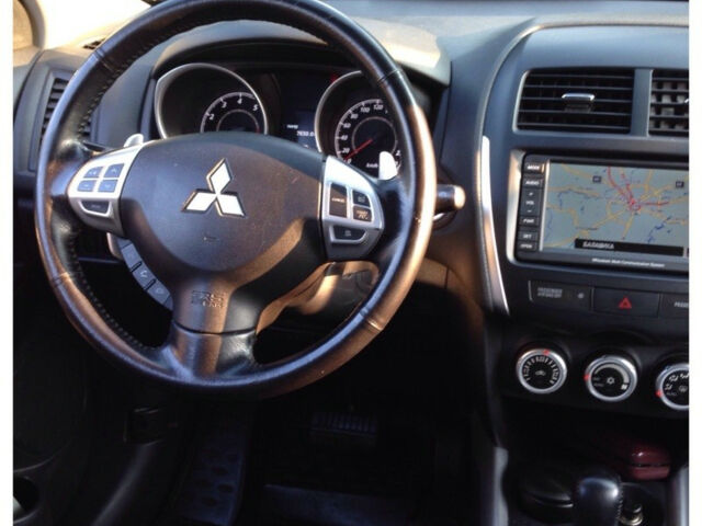 Mitsubishi ASX 2010 года