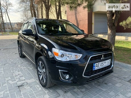 Mitsubishi ASX 2011 года