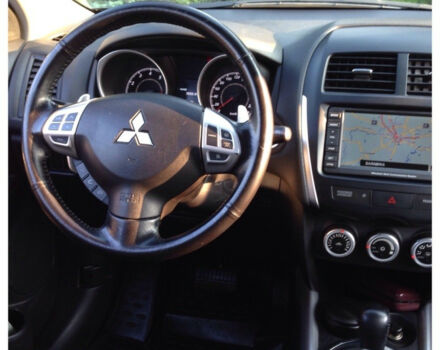 Mitsubishi ASX 2010 року