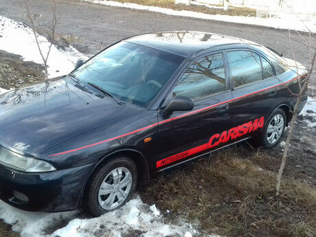 Mitsubishi Carisma 1996 року