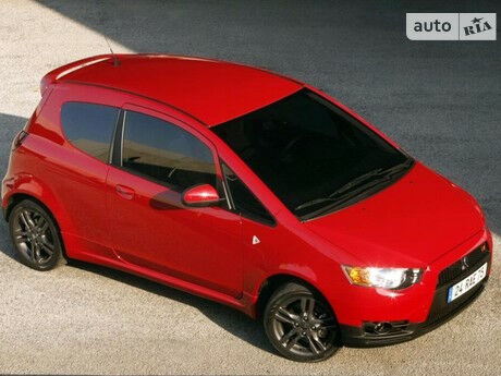 Mitsubishi Colt 2008 года