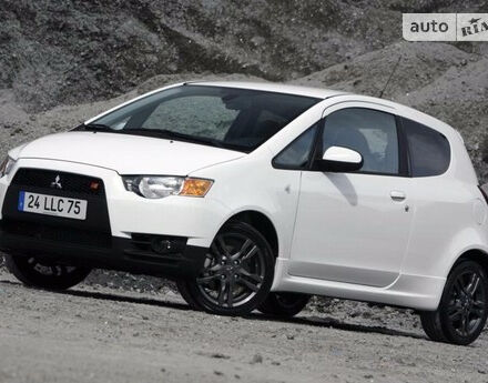 Mitsubishi Colt 2005 года