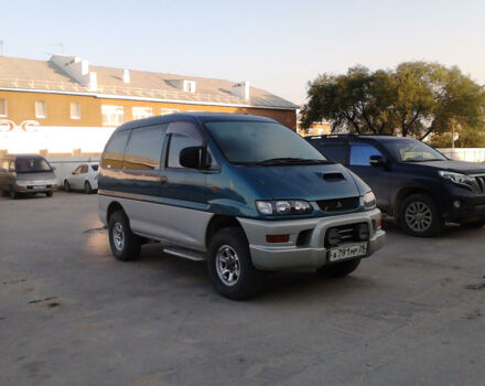 Mitsubishi Delica 1994 года