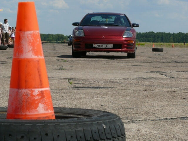 Mitsubishi Eclipse 2000 года