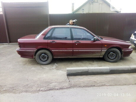 Mitsubishi Galant 1991 року