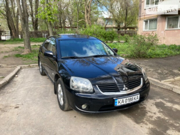 Mitsubishi Galant 2006 року