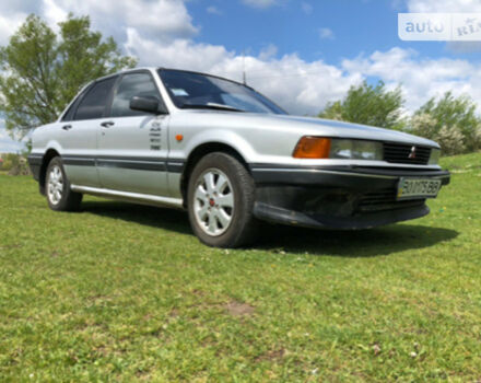 Mitsubishi Galant 1988 года