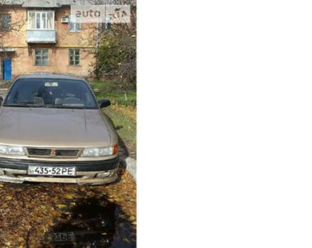 Mitsubishi Galant 1989 року