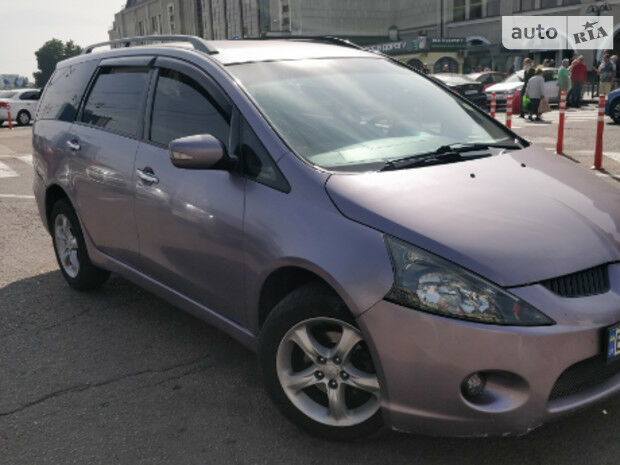 Mitsubishi Grandis 2006 года