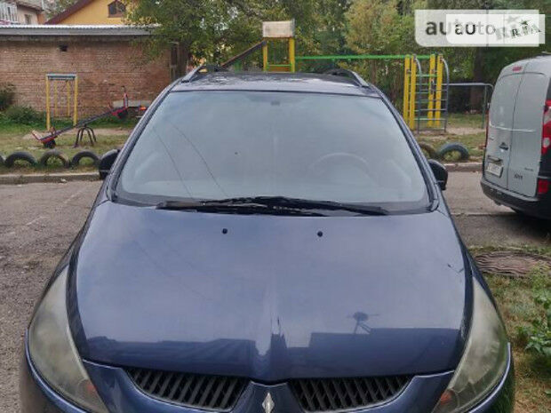 Mitsubishi Grandis 2004 года