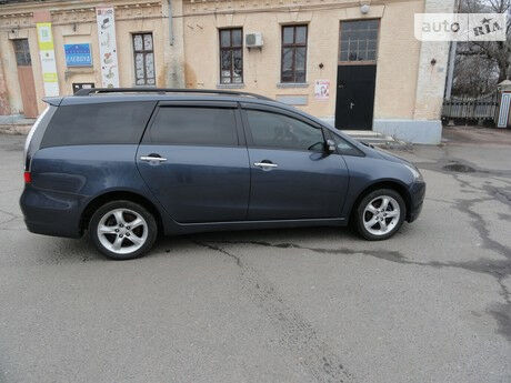 Mitsubishi Grandis 2008 года