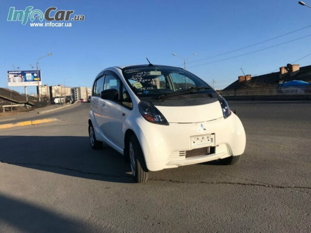 Mitsubishi I-Miev 2013 року