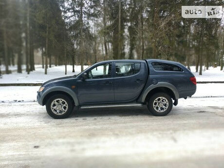 Mitsubishi L 200 2008 года