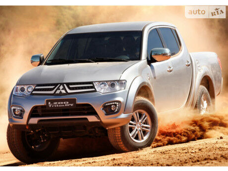 Mitsubishi L 200 2008 года