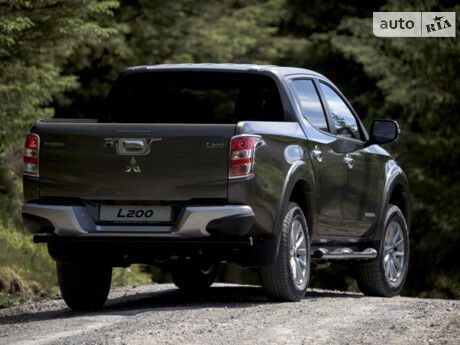 Mitsubishi L 200 2008 года