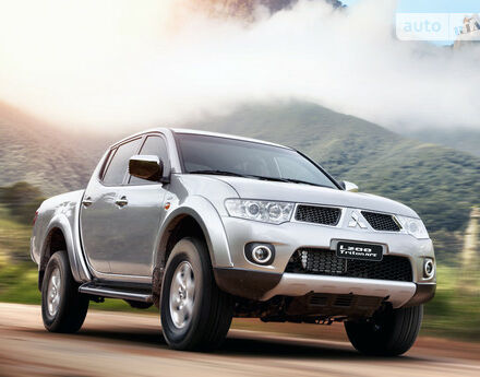 Mitsubishi L 200 2005 года