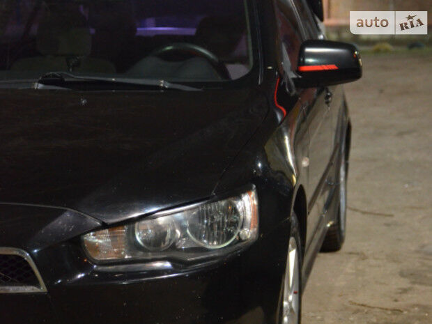 Мицубиси Лансер Х 2007 года Mitsubishi Lancer X 2007 года