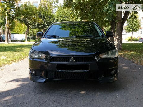 Мицубиси Лансер Х 2007 года Mitsubishi Lancer X 2007 года