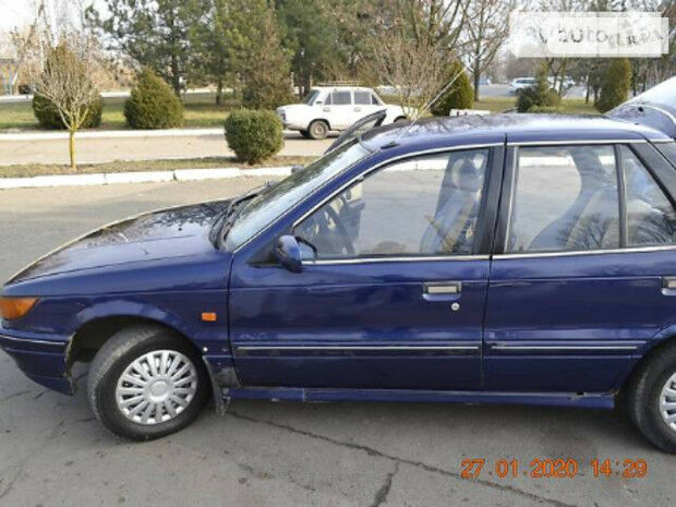 Mitsubishi Lancer 1990 года