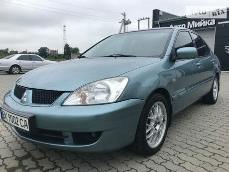 Мицубиси Лансер 2007 року Mitsubishi Lancer 2007 року