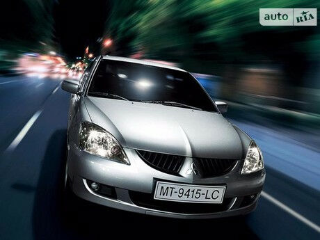 Мицубиси Лансер 2001 года Mitsubishi Lancer 2001 года