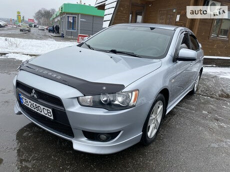 Мицубиси Лансер 2008 року Mitsubishi Lancer 2008 року