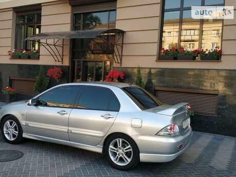 Мицубиси Лансер 2006 года Mitsubishi Lancer 2006 года
