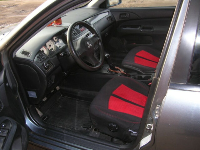 Mitsubishi Lancer 2006 року