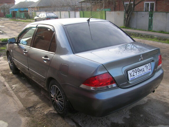 Mitsubishi Lancer 2006 року