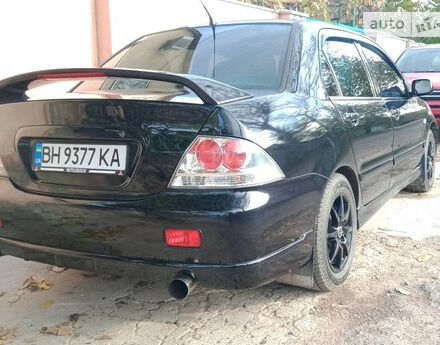 Mitsubishi Lancer 2005 року