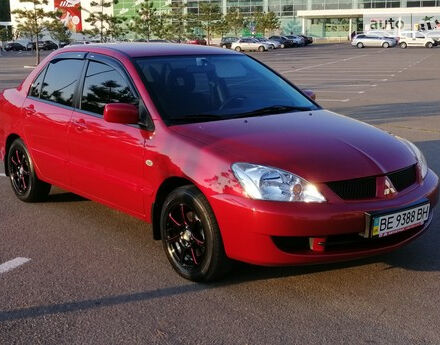 Mitsubishi Lancer 2009 року