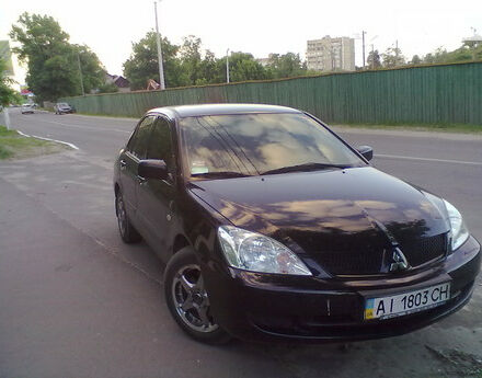 Mitsubishi Lancer 2009 року