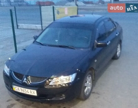 Mitsubishi Lancer 2004 року